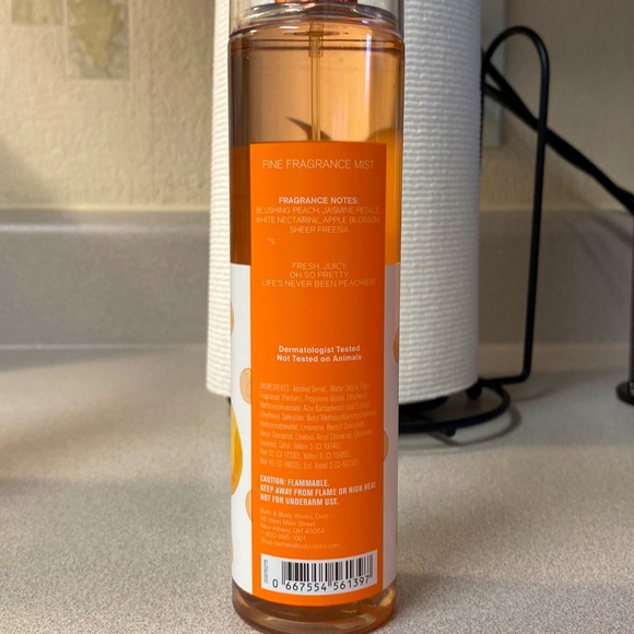 NWT Bath & Body Works Pretty As A Peach Shower Gel and Fine Fragrance Mist Set - Picture 6 of 6